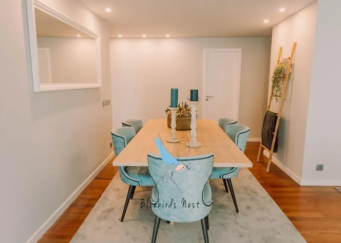 The Bluebirds Nest By Tonsdeverde