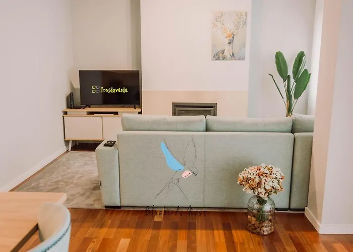 The Bluebirds Nest By Tonsdeverde Lägenhet