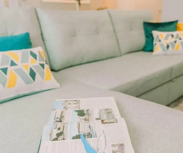 Lägenhet The Bluebirds Nest By Tonsdeverde *