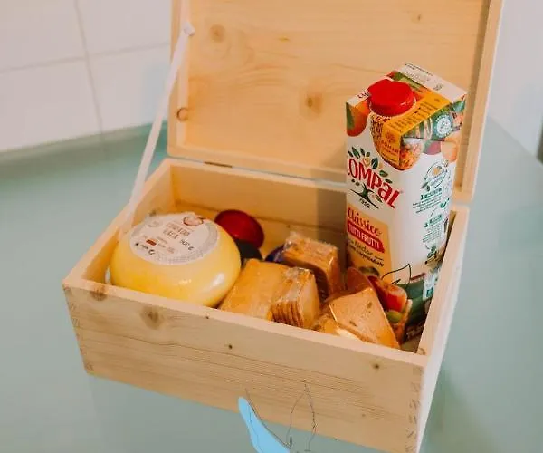 Lägenhet The Bluebirds Nest By Tonsdeverde *